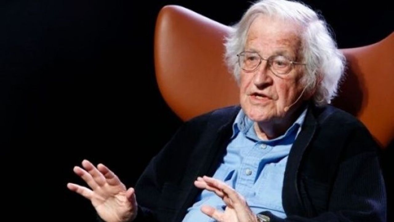Noam Chomsky: Koronavirüs gelmekte olan daha büyük krizlerin küçük bir kesiti
