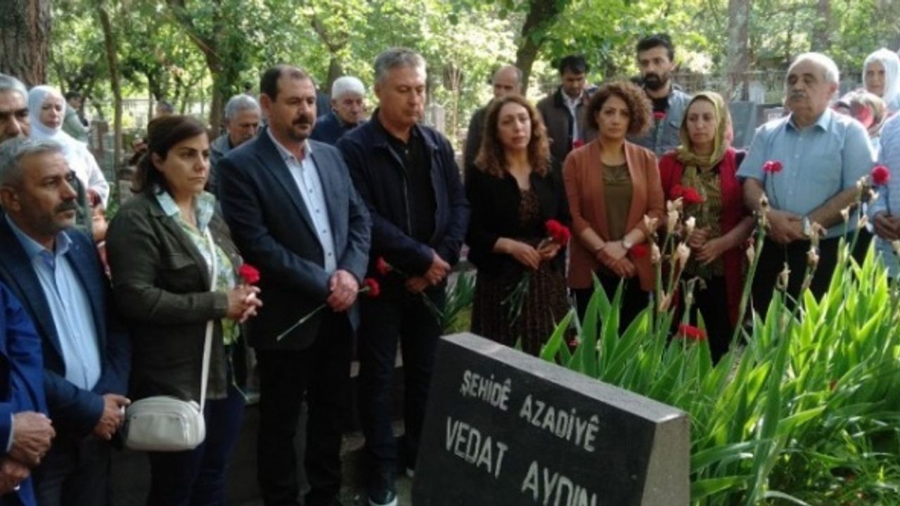 Vedat Aydın'ın mezarına bayram ziyareti