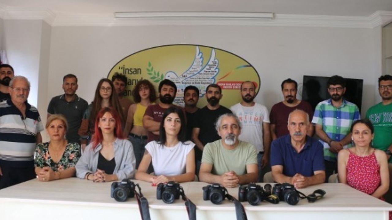 Gazeteciler: 24 Temmuz bayram değil, mücadele günüdür