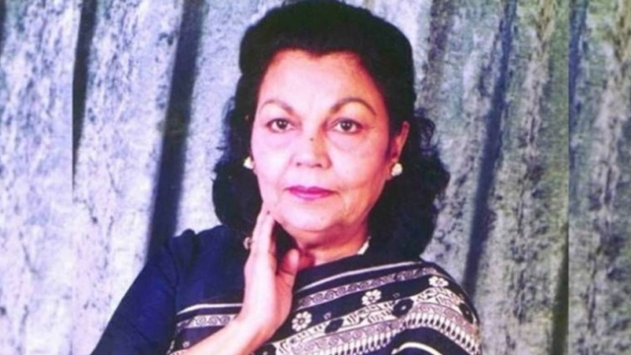 17 Ocak 1930: Feminist yazar Hajra Masroor doğdu