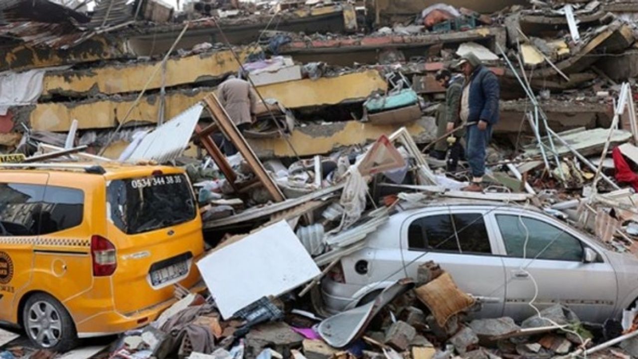 Depremlerde can kaybında artış: 12 bin 873'e yükseldi