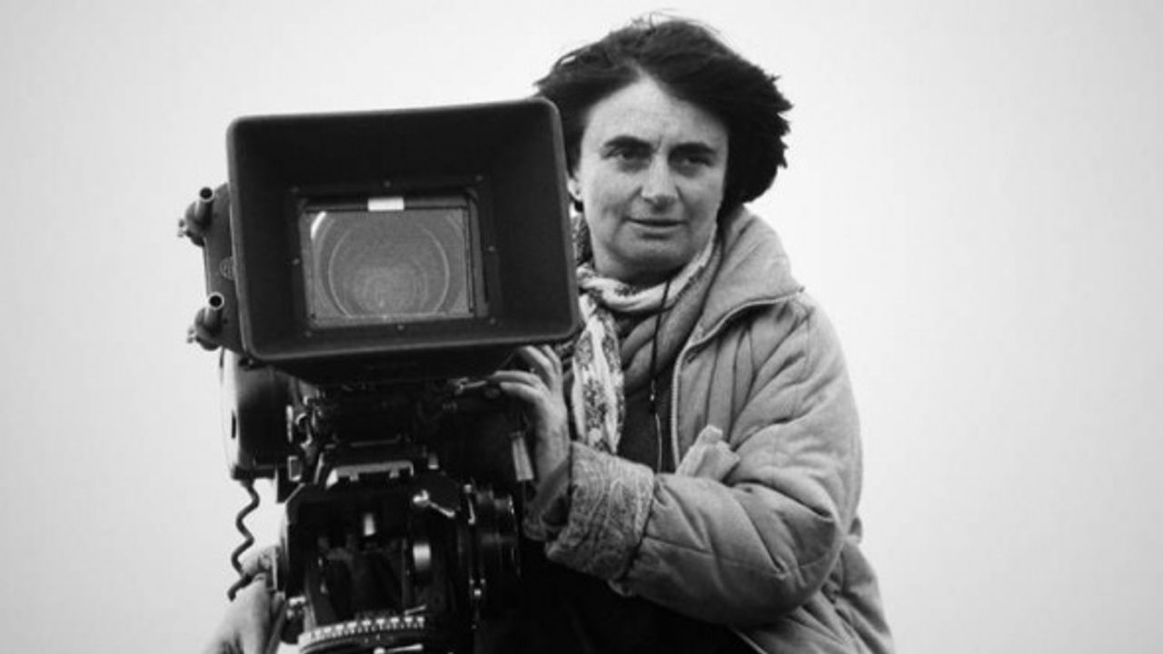 29 Mart 2019: Yönetmen Agnès Varda yaşamını yitirdi