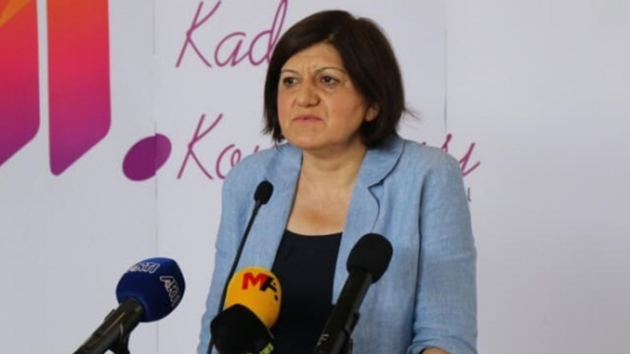 HDP MYK üyesi İdil Uğurlu'nun da bulunduğu 7 kişi gözaltına alındı.