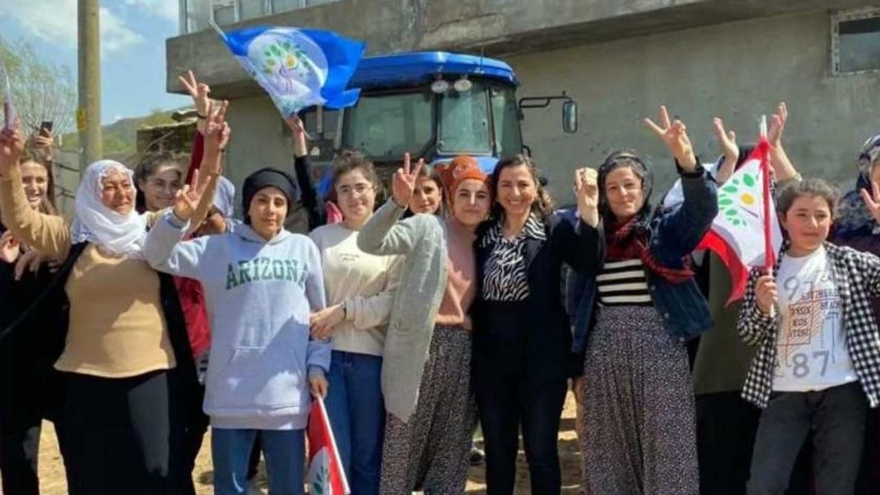 Bitlis'in tek kadın adayı  Gökalp: Kentin griye bürünmesine kadınlar izin vermeyecek
