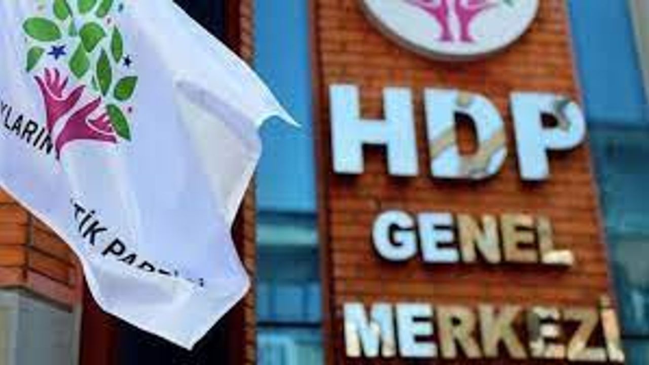 AYM, HDP'nin hesaplarına bloke konulması talebini reddetti