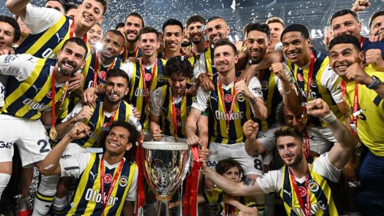 Spor yazarları, Fenerbahçe - Başakşehir maçını yorumladı