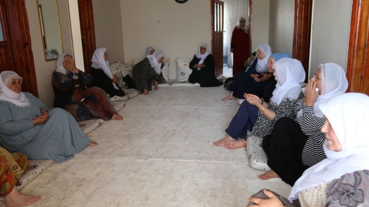 Barış Anneleri'nden Xeme Akdoğan’ın ailesine taziye ziyareti