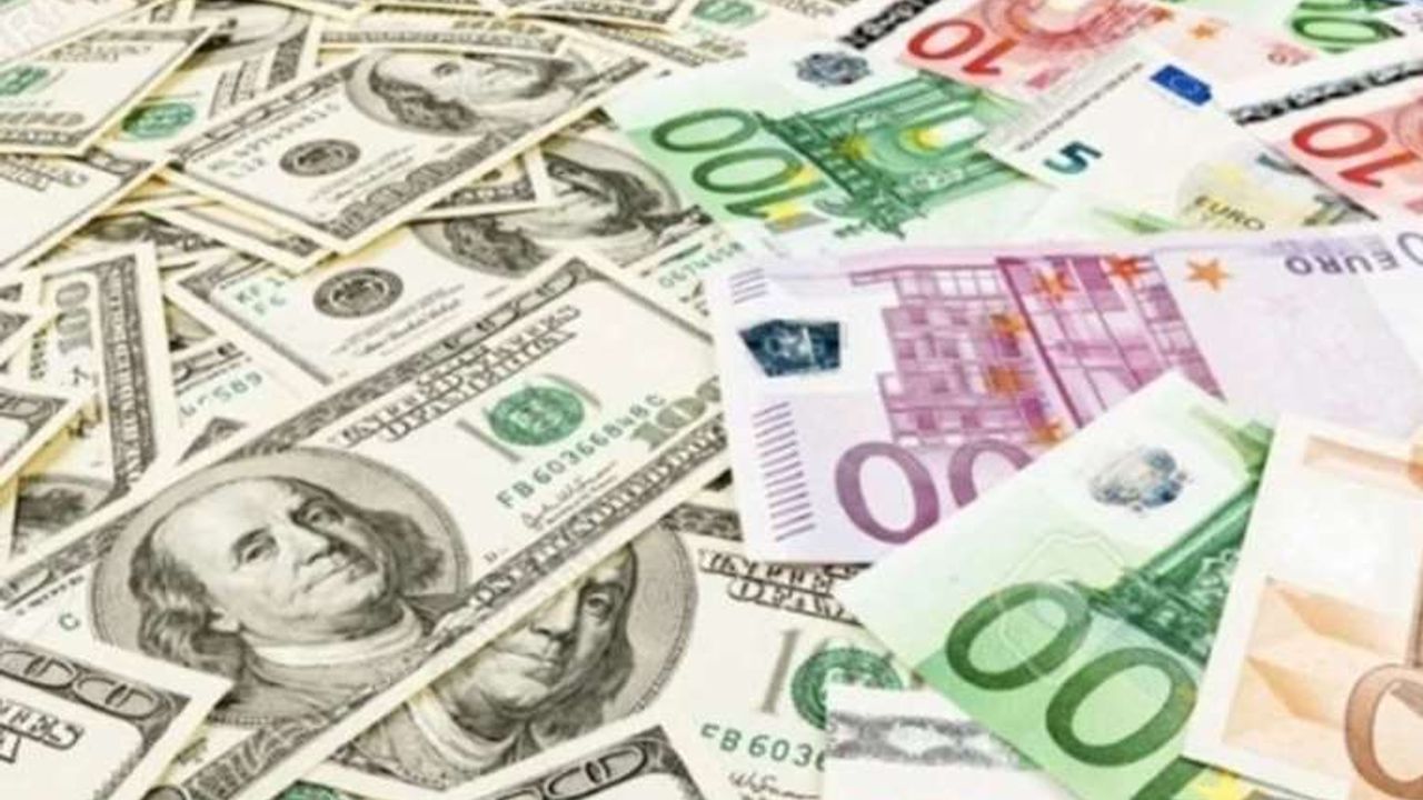 Dolar ve Euro'da yüksek seyir sürüyor