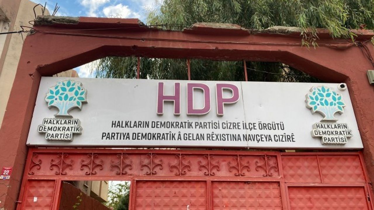 Cizîr’de HDP binasına polis baskını