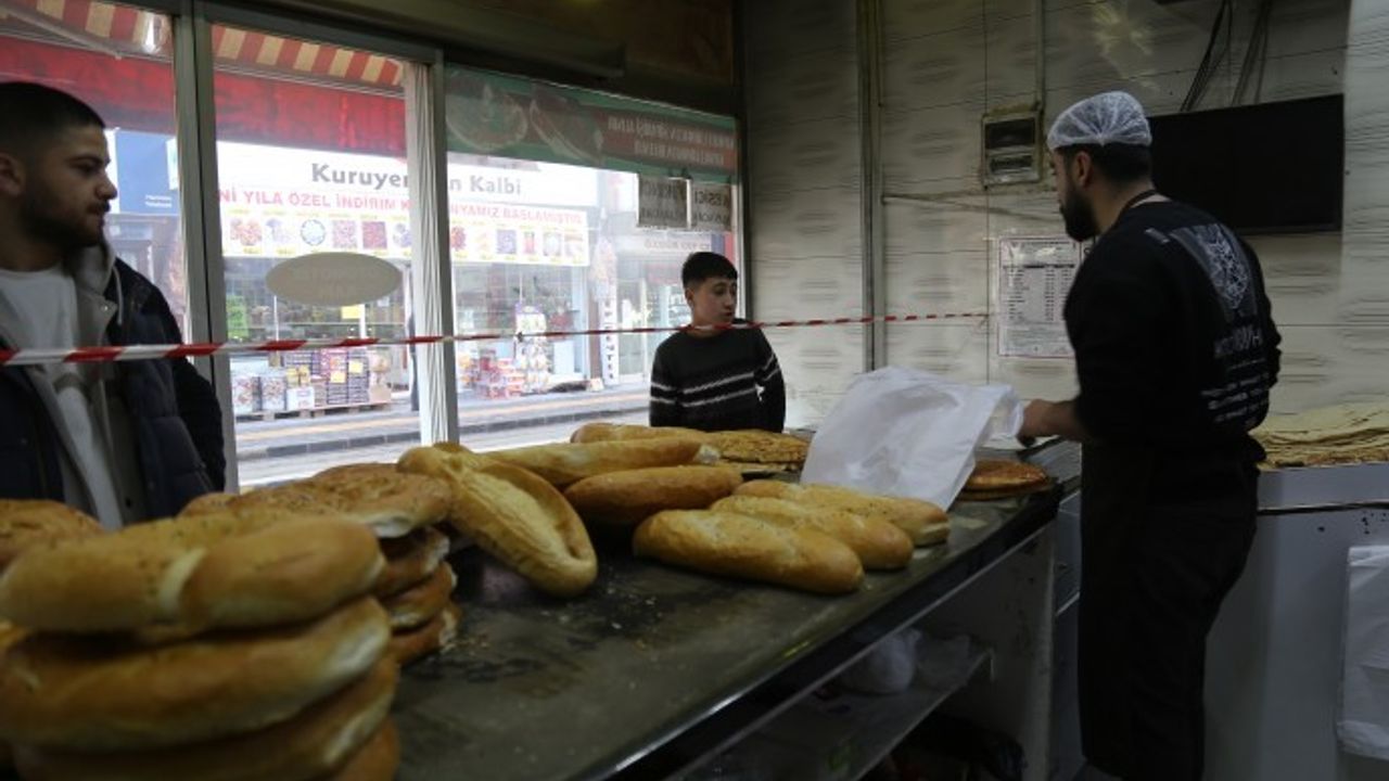 Zamlar nedeniyle bayat ekmek satışlarında artış