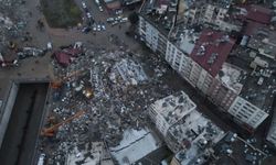SES'ten deprem raporu: Sağlık yönetimi enkaz altında kaldı
