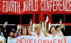 30 Ağustos 1995: On binlerce kadın Dünya Kadın Konferansı için buluştu