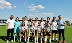 VBB kadın Futbol takımından tarihi başarı