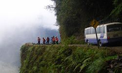 Dünyanın en tehlikeli yolu Bolivya’da