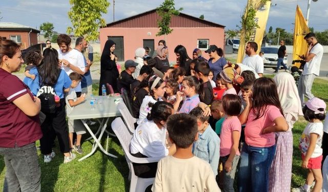 Van’daki çocuk şenliği sona erdi