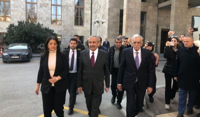 DEM Parti İmralı heyeti ile Kurtulmuş görüşmesi başladı