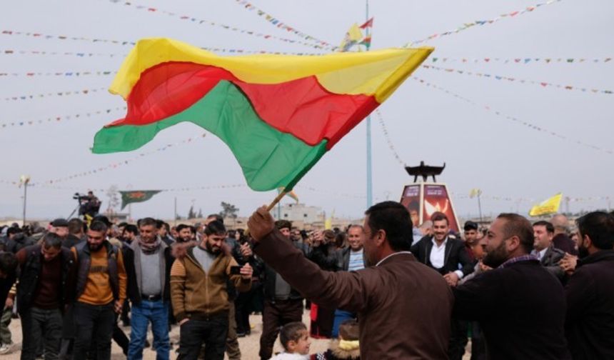 "Rojava Devrimi'nin korumak hepimizin sorumluluğu"