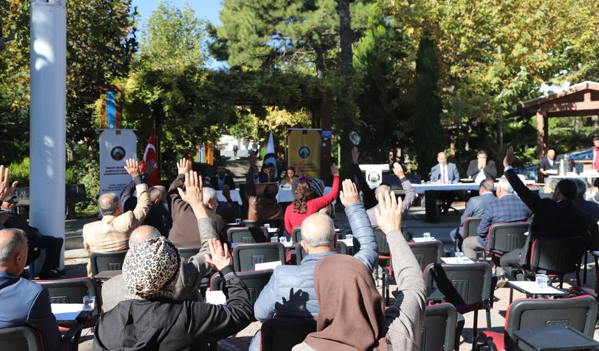 "Özgürlüğün yolu Rojava'dan geçer"